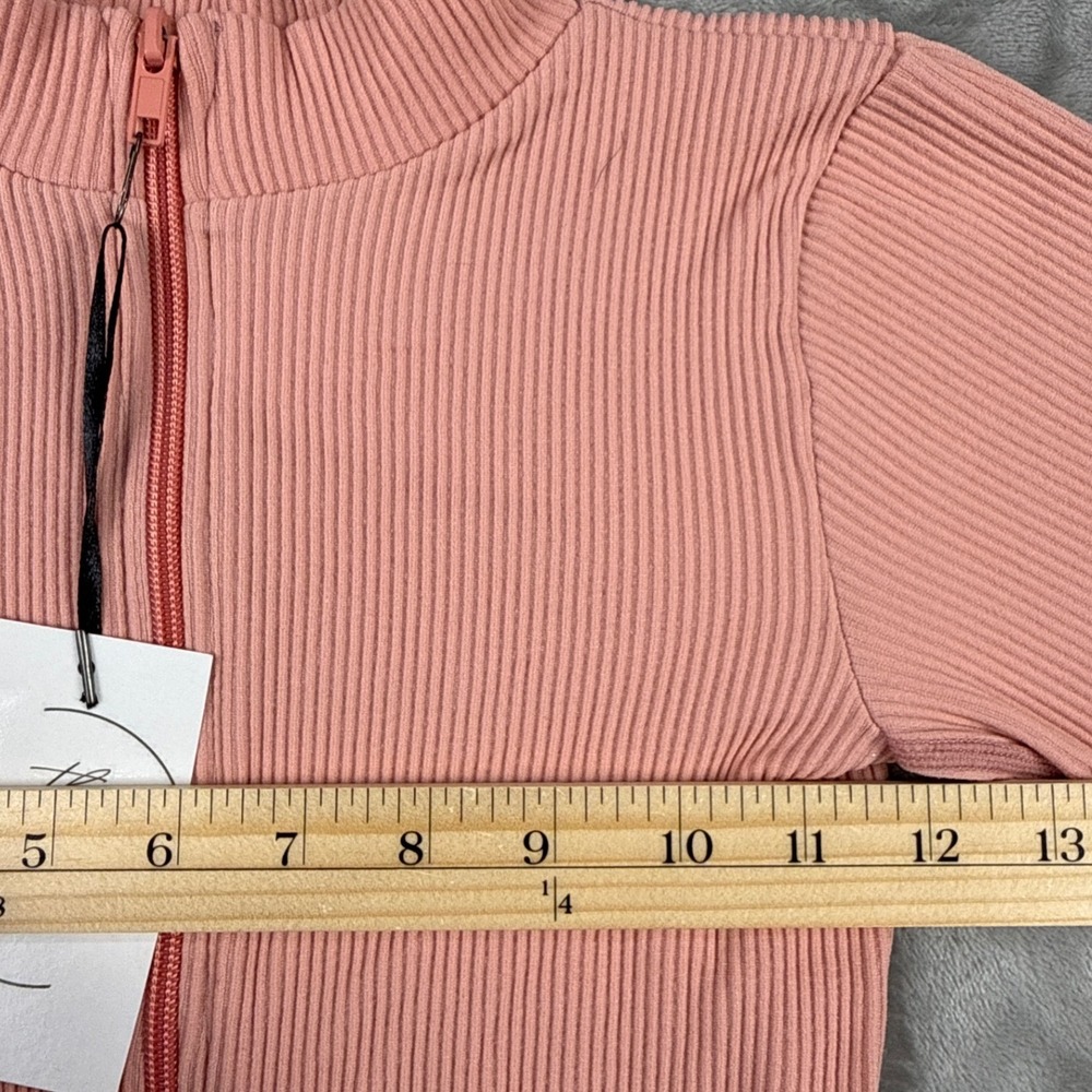 The 365 Couture Womens Ribbed Seamless‎ Zip Up Crop Top Pink S/M NEW - Picture 4 of 7